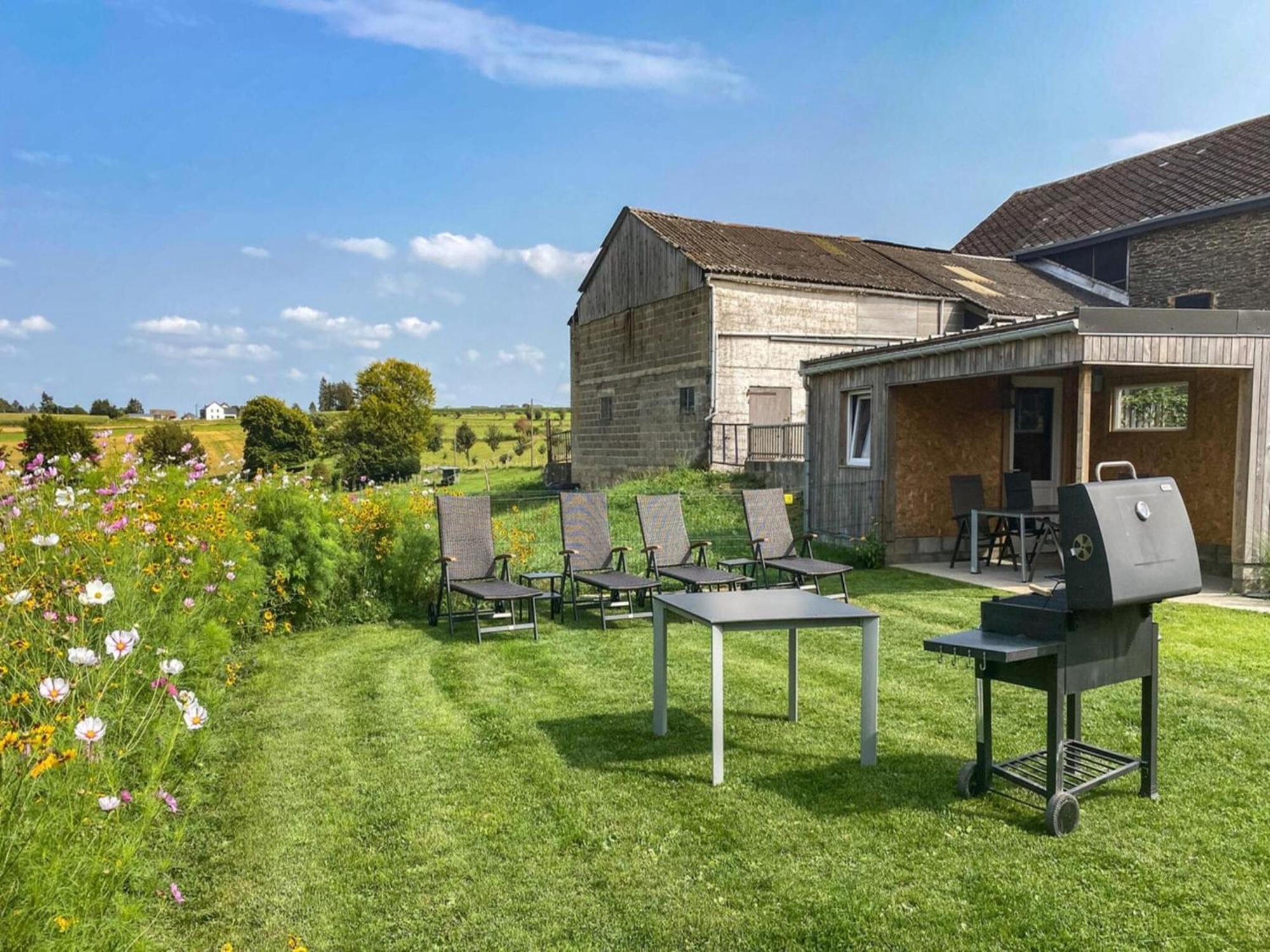 Pretty Farmhouse In Houffalize With Courtyard Luaran gambar