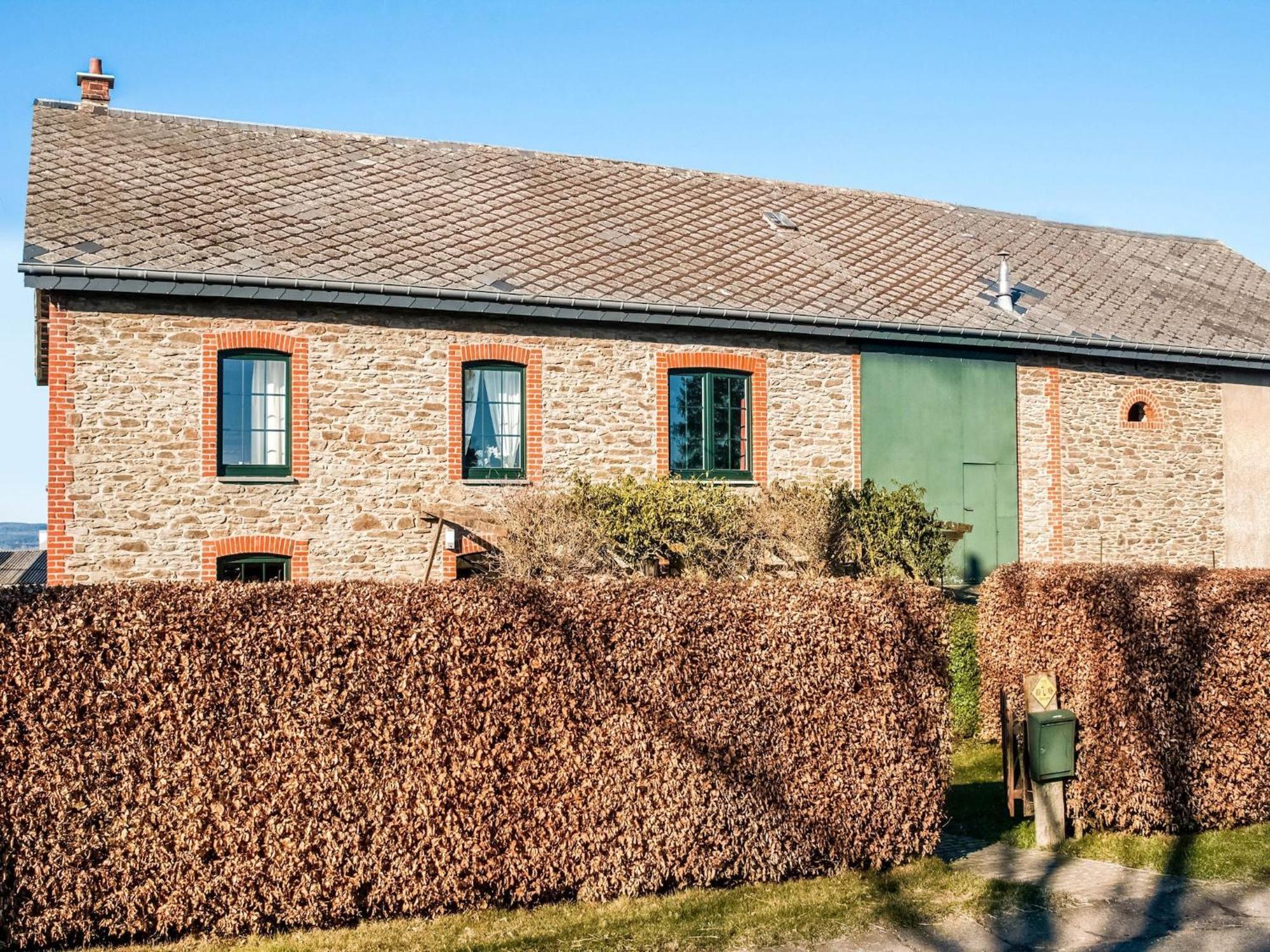 Pretty Farmhouse In Houffalize With Courtyard Luaran gambar