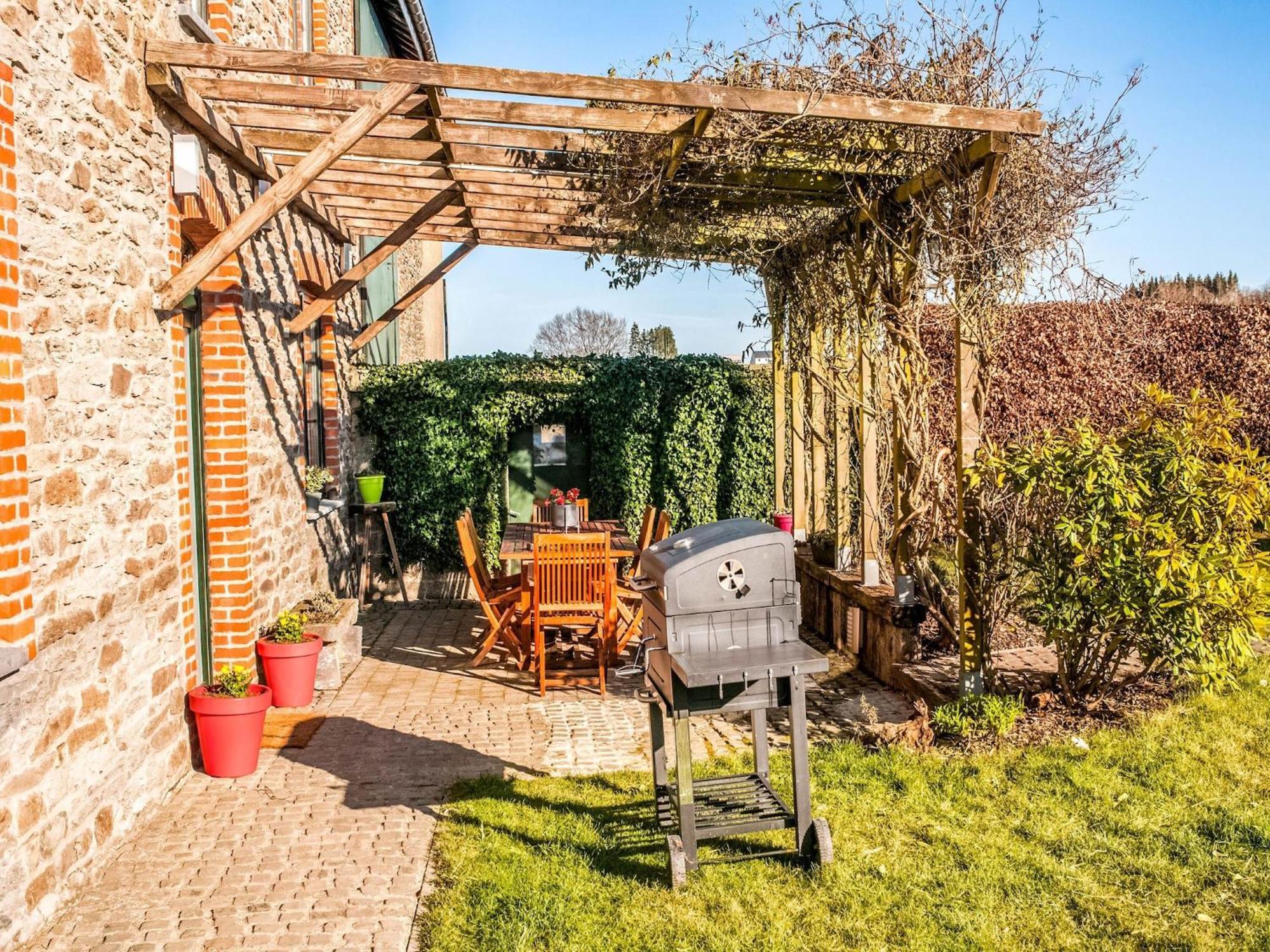 Pretty Farmhouse In Houffalize With Courtyard Luaran gambar